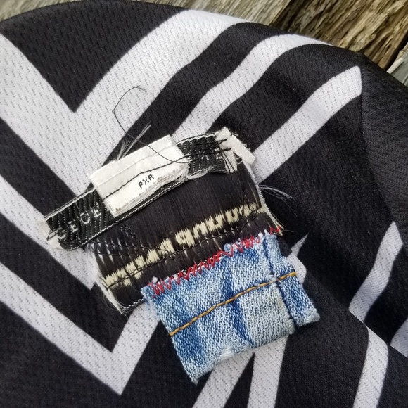 Street Fashion Asymmetrical Star Upcycled Dress - Picture 5 of 6